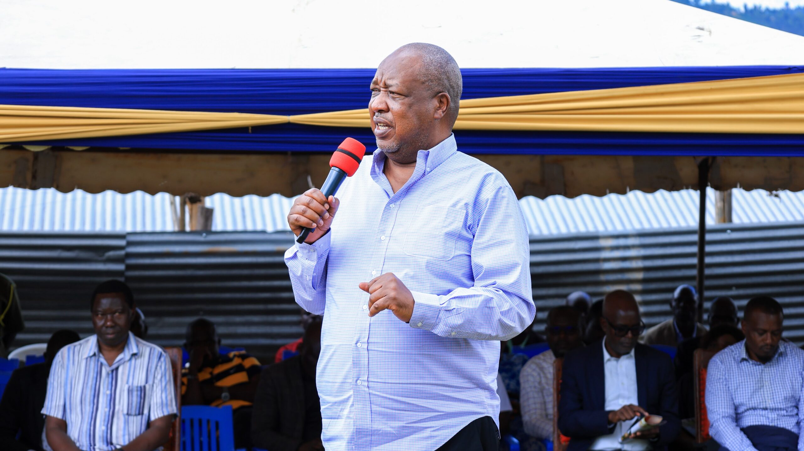 Governor Amos Nyaribo addressed mourners in Magwagwa Ward, Nyamira County, where he asked parents, school administrators, and the clergy to team up to curb school unrest. Photo/Nyamira County GPU